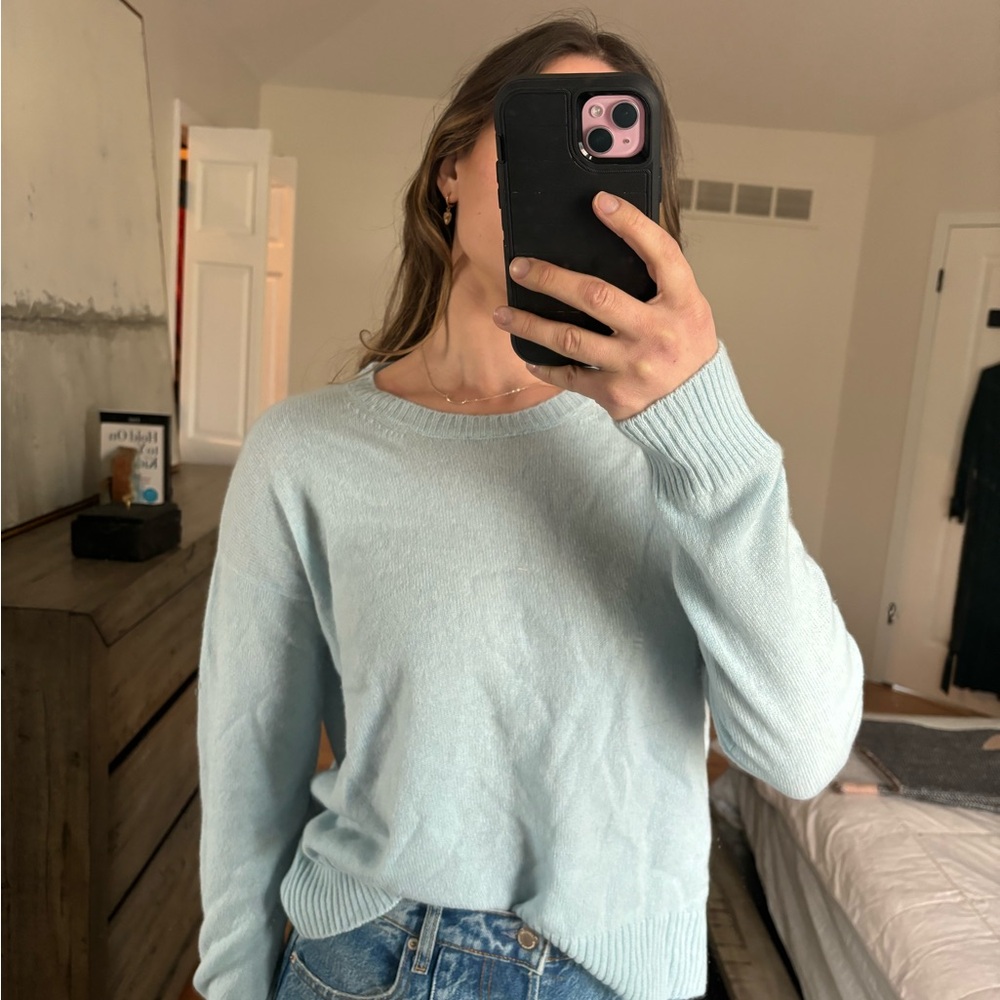 Lisa Perry 100% cashmere Blue Crew Neck Sweater Relaxed Fit